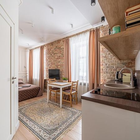 Stylish Studio Close To City Center, Cafes & Parks & Local Dining Рига Экстерьер фото