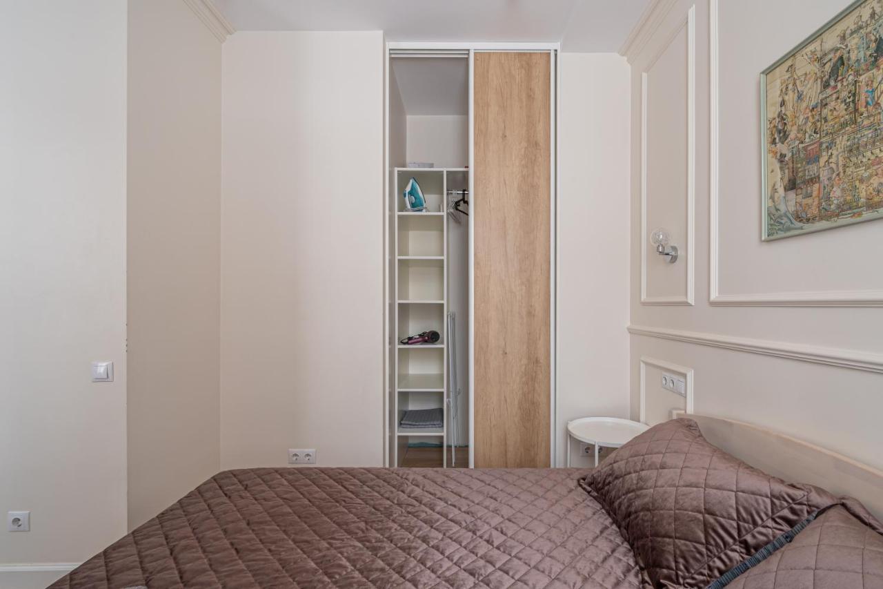 Stylish Studio Close To City Center, Cafes & Parks & Local Dining Рига Экстерьер фото