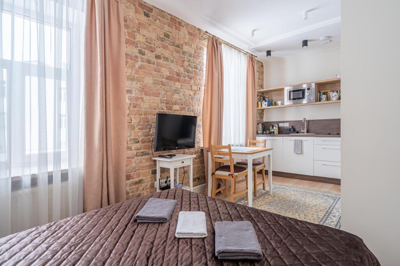 Stylish Studio Close To City Center, Cafes & Parks & Local Dining Рига Экстерьер фото