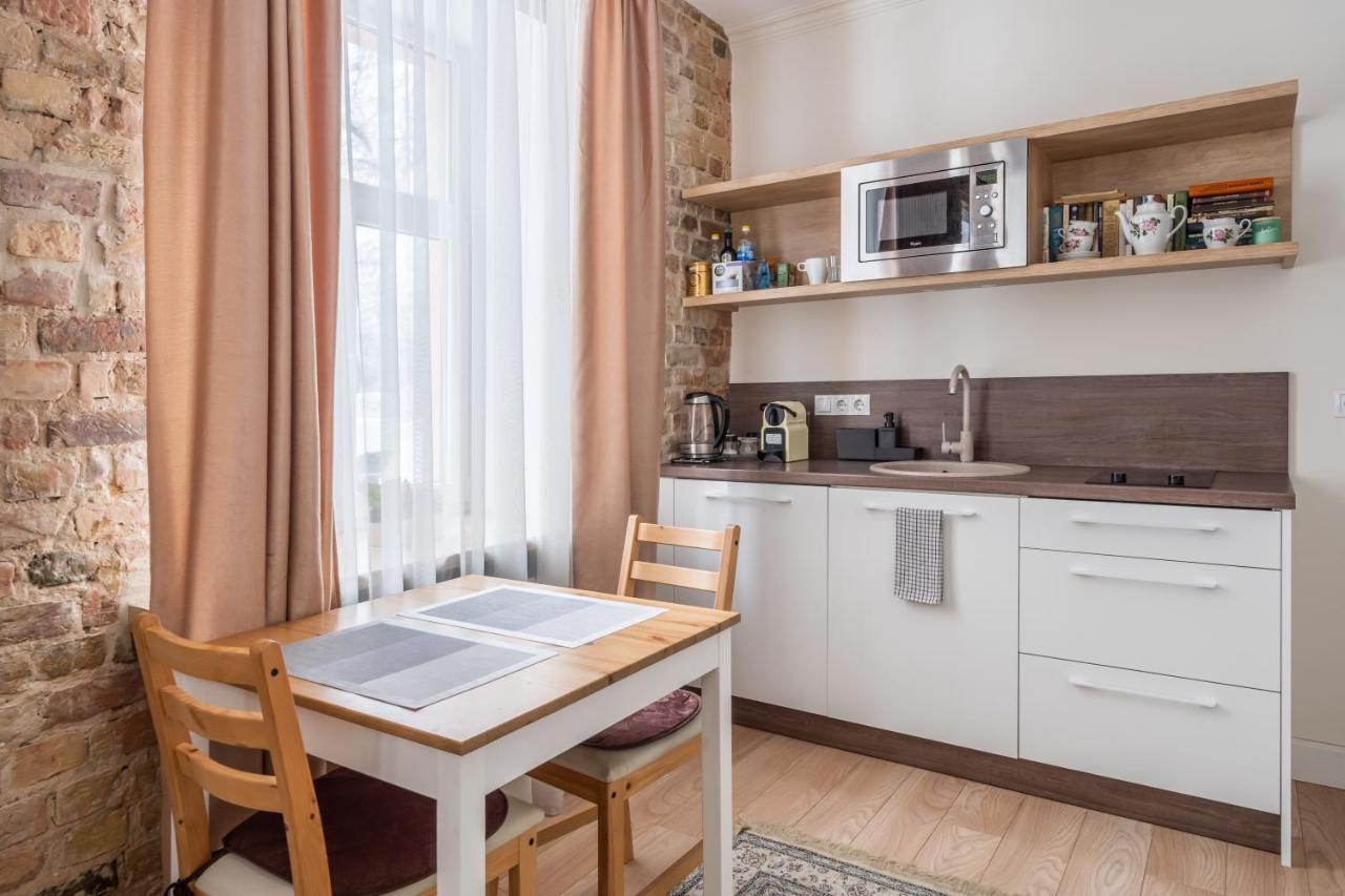 Stylish Studio Close To City Center, Cafes & Parks & Local Dining Рига Экстерьер фото