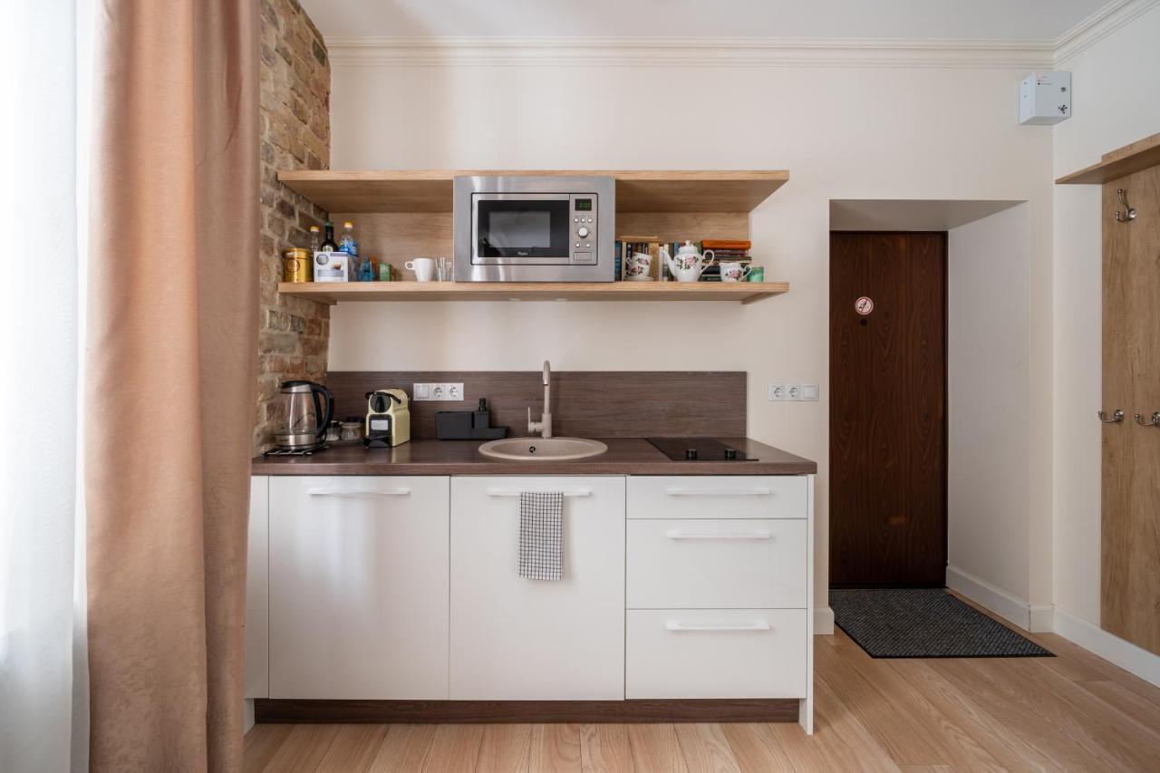 Stylish Studio Close To City Center, Cafes & Parks & Local Dining Рига Экстерьер фото